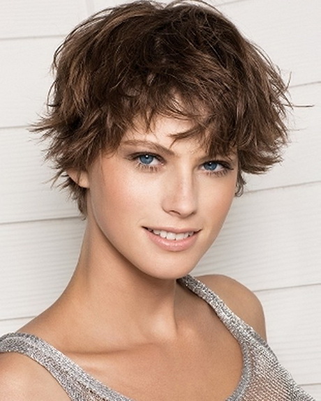 short-haircuts-for-women-with-round-faces-32-3 Short haircuts for women with round faces