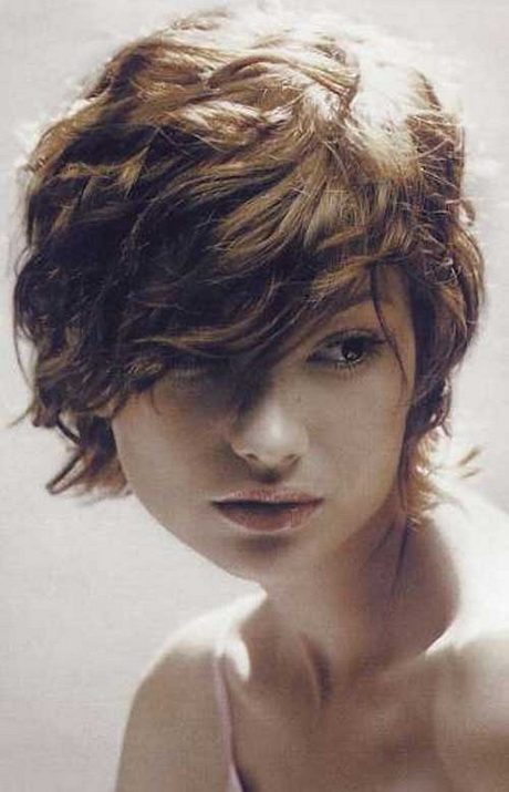 short-haircuts-for-women-with-wavy-hair-60-18 Short haircuts for women with wavy hair