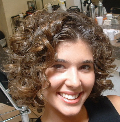 short-hairstyles-curly-hair-women-64-14 Short hairstyles curly hair women
