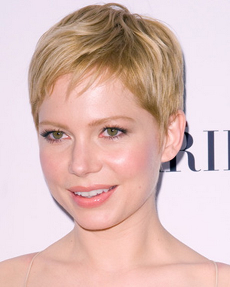 ... face short hairstyles for a round face short haircuts for a round face