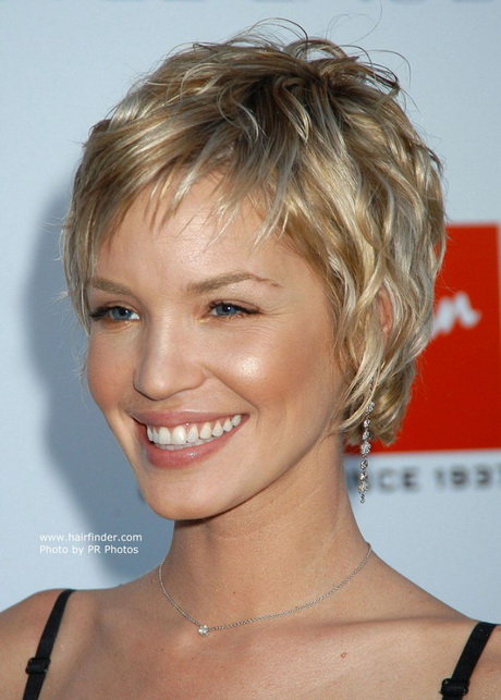 short-layered-hairstyle-00-14 Short layered hairstyle