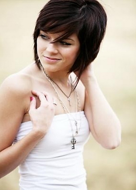 Short Layered Hairstyles With Bangs Short Layered Hairstyles With Bangs