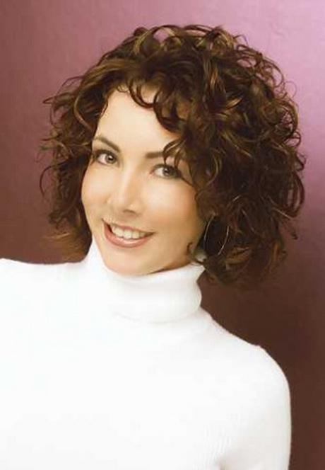 short-naturally-curly-hairstyles-for-women-30 Short naturally curly hairstyles for women