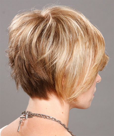 Elegant Short Stacked Layered Hairstyles