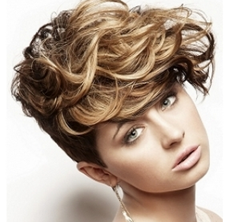 short-wavy-hairstyles-for-women-27 Short wavy hairstyles for women