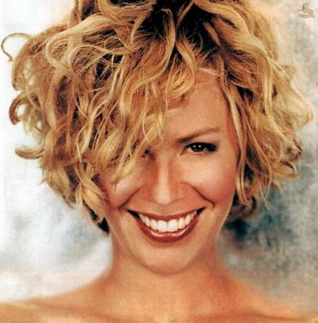 trendy-short-curly-hairstyles-07-10 Trendy short curly hairstyles