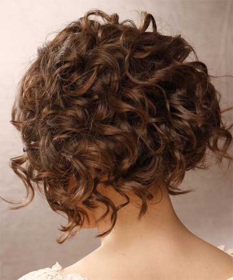 trendy-short-curly-hairstyles-07-4 Trendy short curly hairstyles