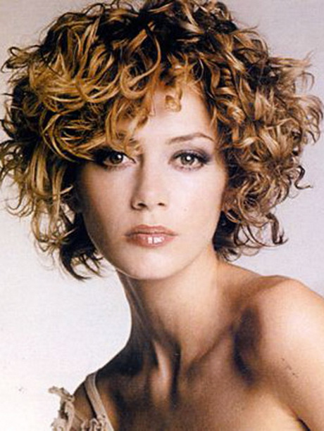 very-short-curly-hairstyles-2015-04-10 Very short curly hairstyles 2015