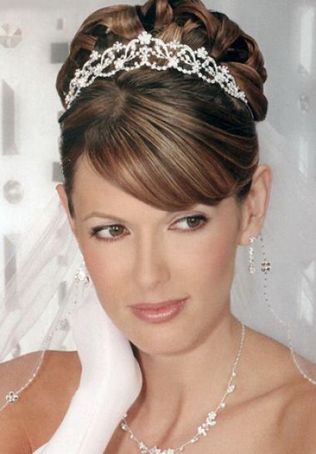 Wedding Hairstyles For Round Shaped Face #1