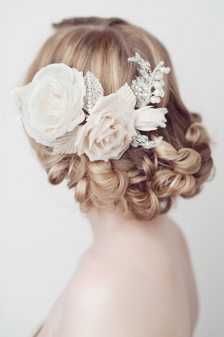 floral-wedding-hair-accessories-05_12 Floral wedding hair accessories