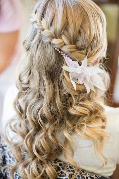 wedding-hair-with-braids-and-curls-79-7 Wedding hair with braids and curls