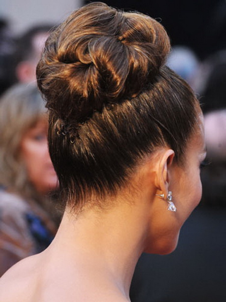 hairstyles-updos-for-weddings-79_15 Hairstyles updos for weddings