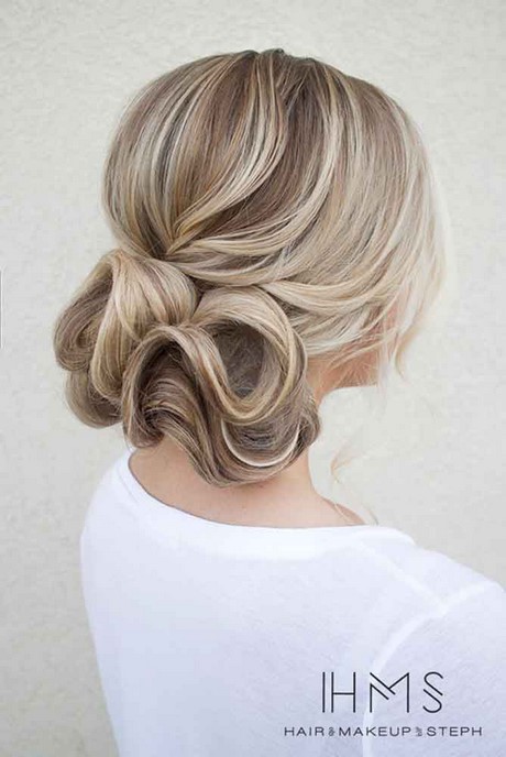 bridesmaid-hairstyles-2017-97_4 Bridesmaid hairstyles 2017