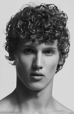 curly-hairstyles-2019-39_11 Curly hairstyles 2019