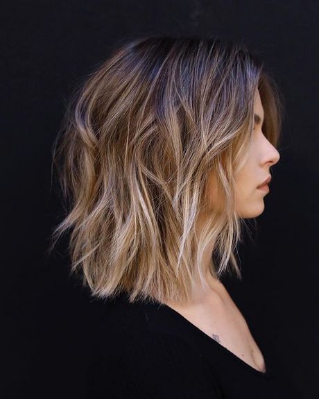 2020-medium-hair-trends-34 2020 medium hair trends