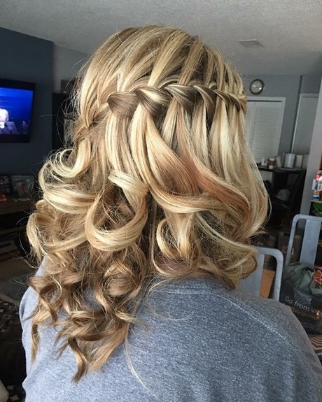 best-prom-hairstyles-2020-27 Best prom hairstyles 2020