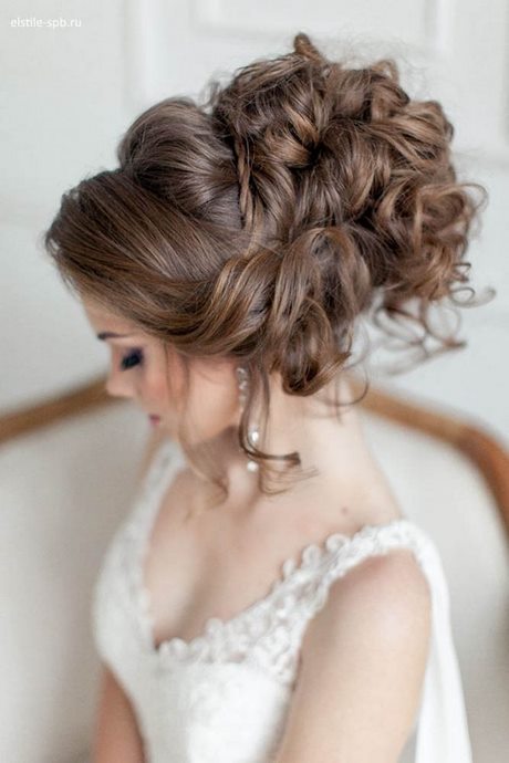 bridesmaid-updos-2020-33_11 Bridesmaid updos 2020