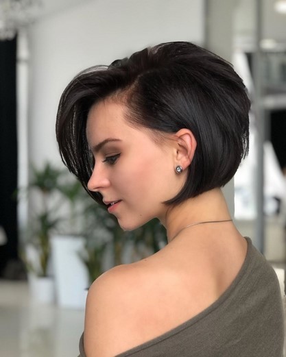 latest-short-haircuts-for-women-2020-08_5 Latest short haircuts for women 2020