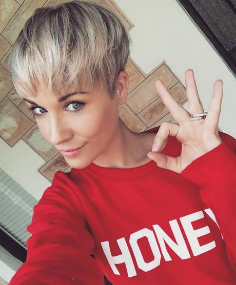 short-hairstyles-for-summer-2020-85_4 Short hairstyles for summer 2020