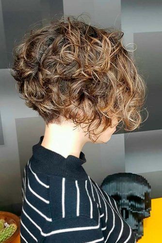 short-hairstyles-for-wavy-hair-2020-17_17 Short hairstyles for wavy hair 2020