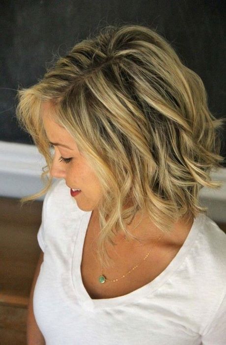 short-hairstyles-for-wavy-hair-2020-17_4 Short hairstyles for wavy hair 2020