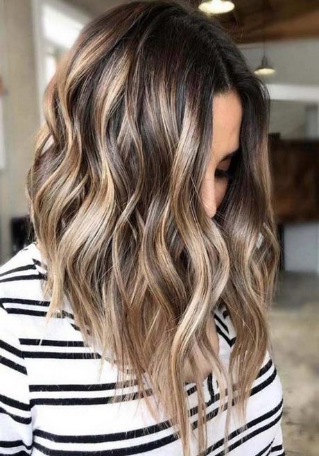 2021-hair-trends-medium-length-43_16 2021 hair trends medium length