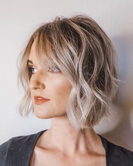 easy-short-hairstyles-2021-79_11 Easy short hairstyles 2021