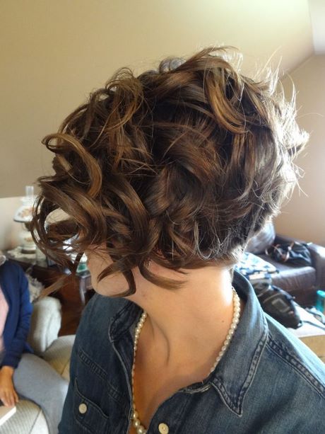 latest-curly-hairstyles-2021-69_15 Latest curly hairstyles 2021