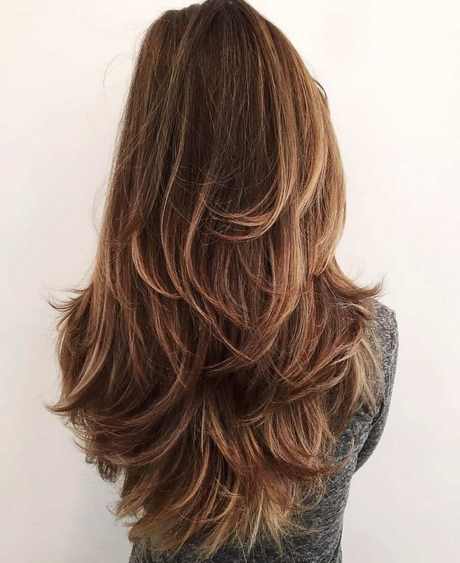 long-hairstyles-with-layers-2021-82 Long hairstyles with layers 2021