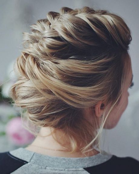 new-prom-hairstyles-2021-90_16 New prom hairstyles 2021