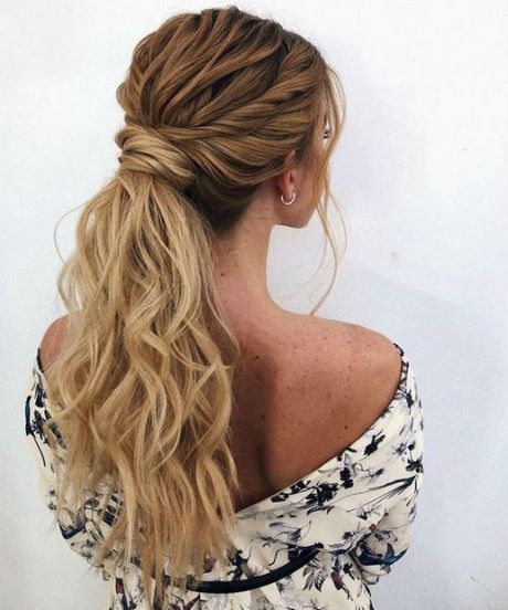 new-prom-hairstyles-2021-90_9 New prom hairstyles 2021
