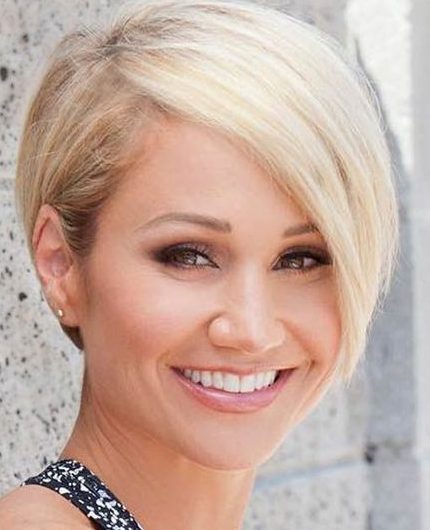 pixie-short-hairstyles-2021-85_18 Pixie short hairstyles 2021