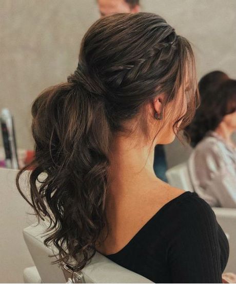 prom-hair-styles-2021-07_2 Prom hair styles 2021