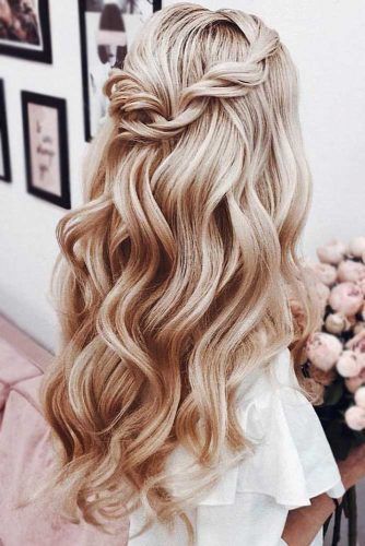 prom-hairstyles-2021-93_16 Prom hairstyles 2021