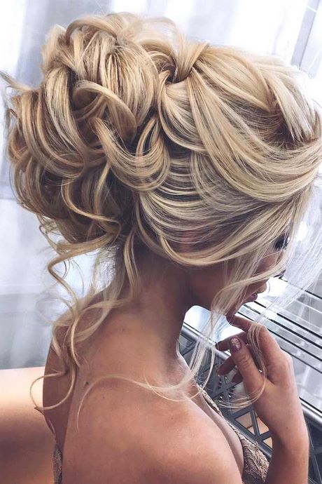 prom-hairstyles-for-long-hair-2021-15_2 Prom hairstyles for long hair 2021