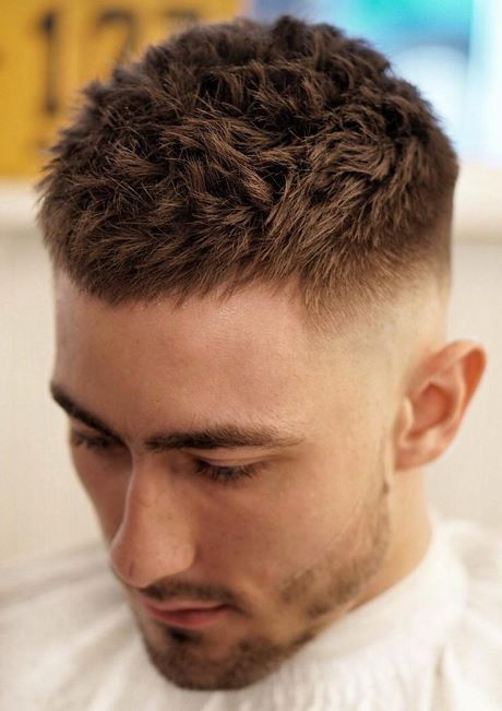 short-haircuts-for-men-2021-42_3 Short haircuts for men 2021