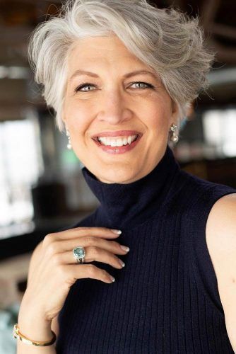 short-hairstyles-for-women-over-50-2021-62_10 Short hairstyles for women over 50 2021