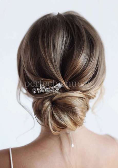 prom-hair-trends-2023-24 Prom hair trends 2023