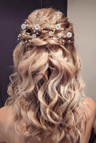 prom-hair-trends-2023-24_4 Prom hair trends 2023
