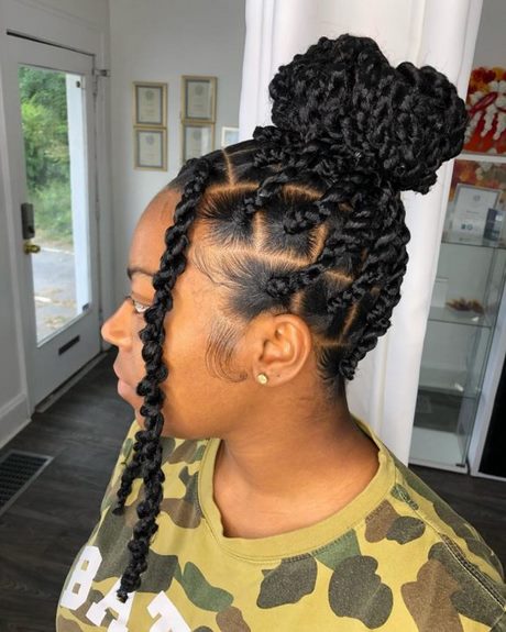 short-braids-styles-2023-56_11 Short braids styles 2023