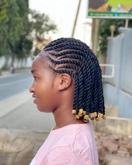 short-braids-styles-2023-56_8 Short braids styles 2023