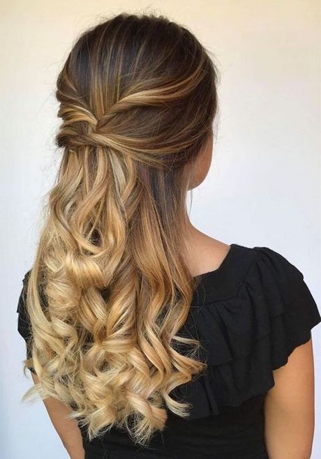 cute-prom-hairstyles-2019-08_4 Cute prom hairstyles 2019