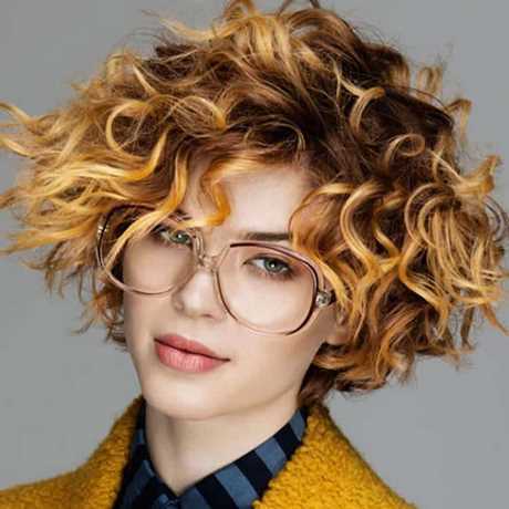 cute-short-curly-hairstyles-2019-98_2 Cute short curly hairstyles 2019