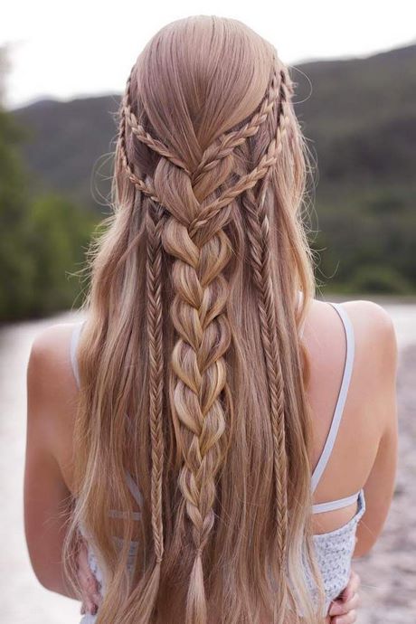 long-hairstyles-for-prom-2019-87_19 Long hairstyles for prom 2019