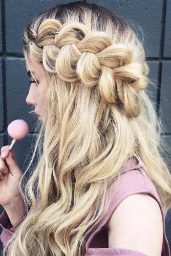 prom-hair-styles-2019-49_13 Prom hair styles 2019