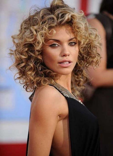  Short Hairstyles For Short Curly Hairstyle Short Curly Hairstyle 2015