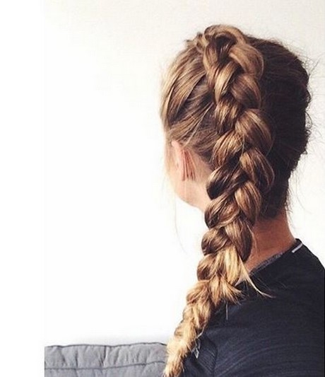 cute-and-simple-braided-hairstyles-67_11 Cute and simple braided hairstyles