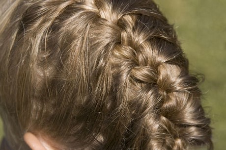 easy-ways-to-braid-hair-49_9 Easy ways to braid hair