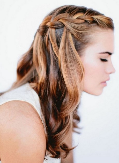 pretty-plait-hairstyles-42_14 Pretty plait hairstyles