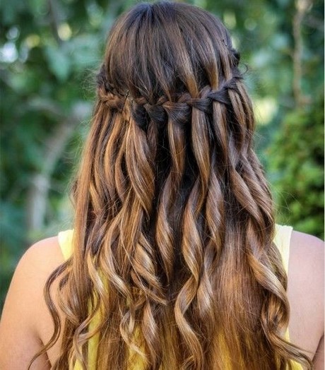 pretty-plait-hairstyles-42_3 Pretty plait hairstyles